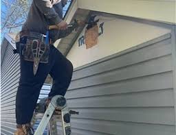 Affordable siding repair and maintenance services in Santa Rosa, TX